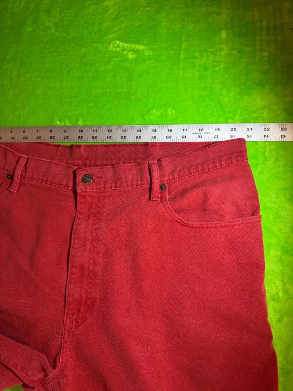 Levi's 569 Red Denim Shorts Size 42 Relaxed Fit